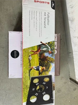 Fußballtor mit Torwand Bild 2