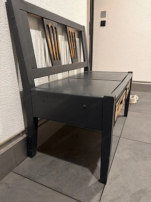 Holzbank abzugeben Bild 3