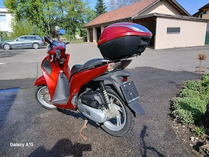 Honda SH125i (Bj. 2017) Bild 2