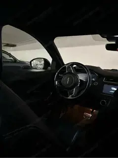 Jaguar E-Pace R-Dynamic SE, Allrad - Vollausstattung, Scheckheftgepflegt