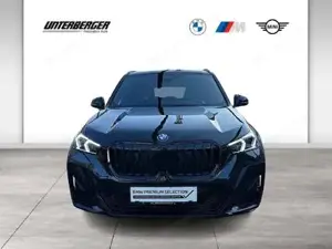 BMW X1 xDrive23d M Sportpaket // Anhängerkupplung // Head-Up // Panorama Glasdach