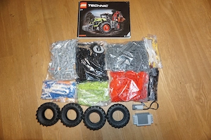 CLAAS XERION 5000 TRAC VC von Lego Technic 42054 Bild 4