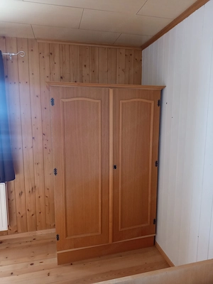 Kleiderkasten Hummel Möbel