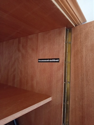 Massiver Holz-Kleiderschrank  Hummel Möbel    kompakt & stabil Bild 4