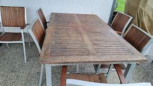 Gartentisch mit 6 Stühlen