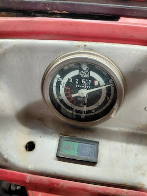 Verkaufe Massey fergusson 154 4 allrad  Bild 4