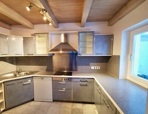 Rückzugsort im Grünen! Wohnhaus in idyllischer Waldrandlage mit zwei separaten Wohnungen. Bild 5