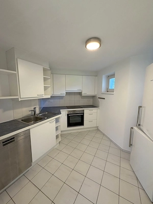 Rückzugsort im Grünen! Wohnhaus in idyllischer Waldrandlage mit zwei separaten Wohnungen. Bild 7