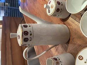 Hochwertiges Porzellan-Kaffeeservice aus Walbrzych Bild 3