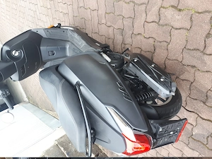 Motorroller KYMCO 125cm Like II 125i mit 5950 Km euro1490 Bild 5