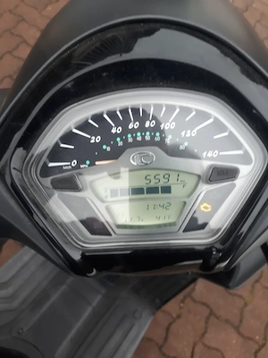 Motorroller KYMCO 125cm Like II 125i mit 5950 Km euro1490 Bild 2
