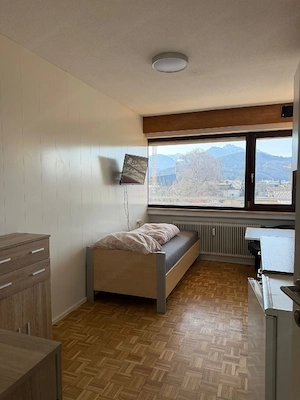 5 Zimmer Wohnung als Mitarbeiterwohnung zu vermieten