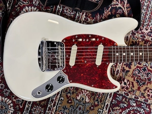 Fender MIJ 65 Mustang reissue 2006