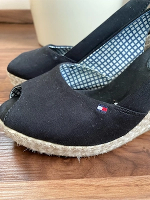 Tommy Hilfiger Highheel Schuhe 38 Bild 3