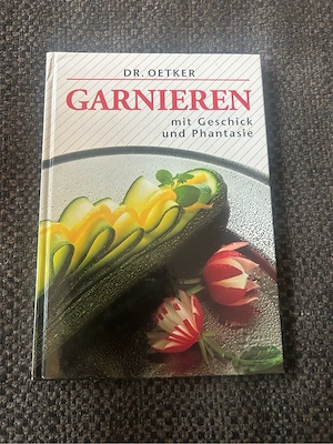 Dr. Oetker: Garnieren mit Geschick & Fantasie