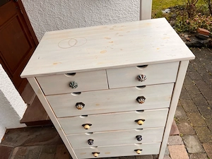 kommode zu verschenken