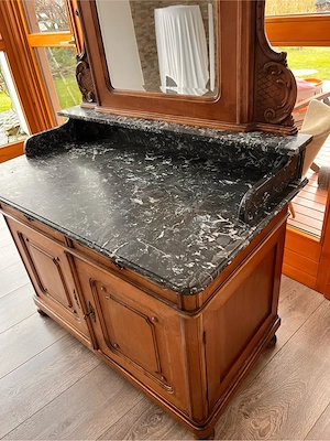 Waschtisch mit Marmorplatte antik Bild 5