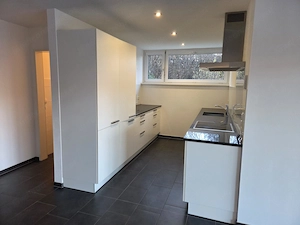 Tolle 3-Zimmerwohnung mit wunderschöner Aussicht! Bild 4