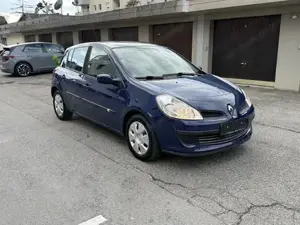Renault Clio Bild 2