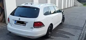 VW Golf Variant 1,6 TDI Style, 105 PS Bild 2