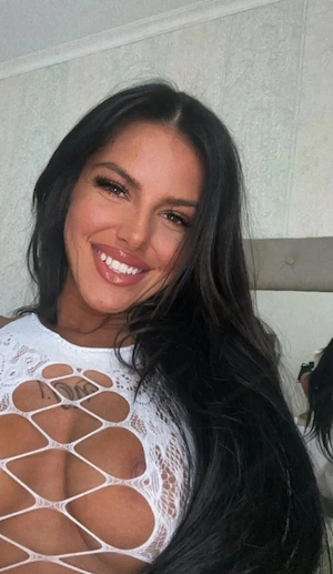 Südländische Schönheit Bild 2