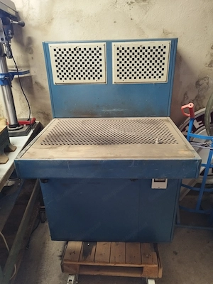 Schweisstisch mit Absaugung zu verkaufen Bild 3