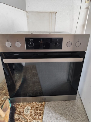 Herd mit Kochfeld und Kühlschrank Bild 2