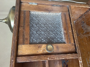 hübscher alter Sekretär Bild 2