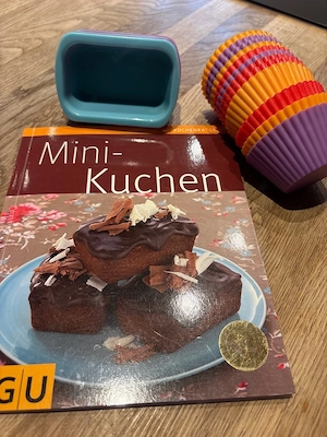 Rezeptbuch für Minikuchen mit Silikonformen