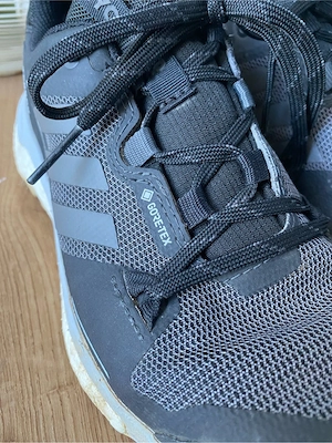 Adidas Terrex Goretex Wanderschuh Bild 3