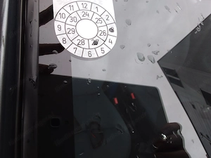 Verkaufe Toyota Yaris mit neuem Pickerl. Bild 9