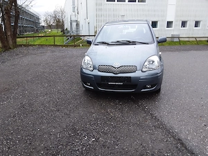 Verkaufe Toyota Yaris mit neuem Pickerl. Bild 8