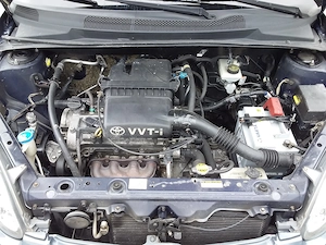 Verkaufe Toyota Yaris mit neuem Pickerl. Bild 2