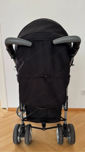 Buggy   Kinderwagen Bild 2