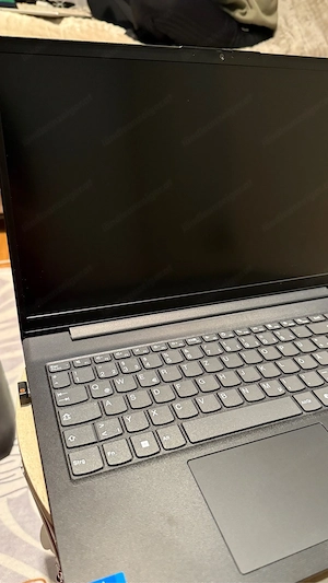 Lenovo Laptop Bild 2