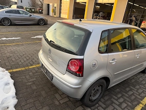 VW Polo 1,2 Benziner Vorgeführt bis Mai 26 + 4 Monate Bild 2