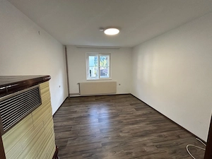 Vermietung: Altes Einfamilienhaus in ruhiger Lage Bild 2