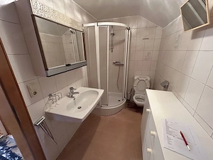 Vermietung: Altes Einfamilienhaus in ruhiger Lage Bild 9