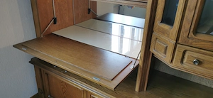 Eiche massiv, Breite 2,50m   Tiefe und 0,36m bzw 0,52m   Höhe 2,10m (in der Mitte 2.20m) Bild 3