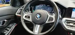 BMW 330 Bild 12