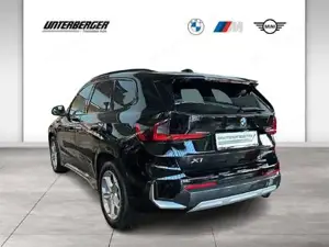 BMW X1 xDrive20d U11 B47 xLine Head-Up DAB LED RFK Bild 3