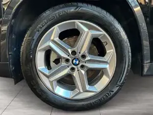 BMW X1 xDrive20d U11 B47 xLine Head-Up DAB LED RFK Bild 11