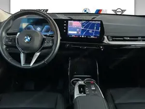 BMW X1 xDrive20d U11 B47 xLine Head-Up DAB LED RFK Bild 7