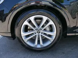 Audi Q7 S line 45 TDI*4X4*AHK*LED*7-SITZE*20 ZOLL*PANO*... Bild 3