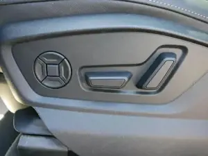 Audi Q7 S line 45 TDI*4X4*AHK*LED*7-SITZE*20 ZOLL*PANO*... Bild 10