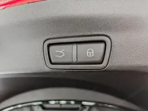 Alfa Romeo Stelvio QUADRIFOGLIO VERDE AKRAPOVIC Technologie-Paket ... Bild 8