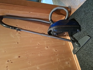 RESERVIERT Miele Staubsauger S371 Bild 3