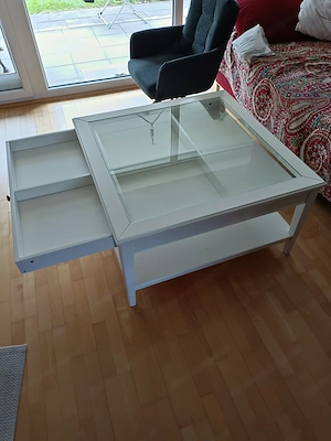 Wohnzimmertisch Bild 3