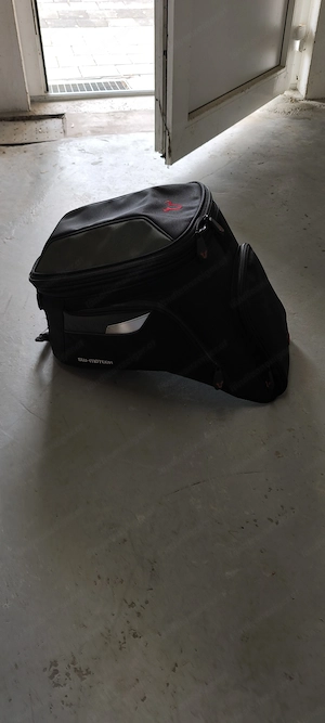 SW Motech Tankrucksack GS EVO für BMW GS 1200, 1250 und 1300 inkl. Tankring EVO und Erhöhung f.1300. Bild 5
