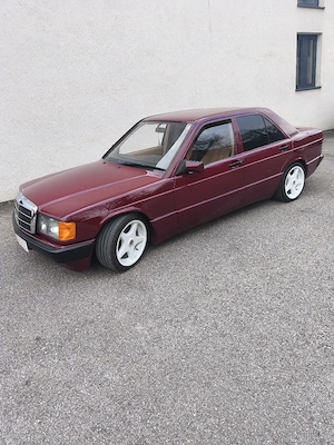 Mercedes Baby Benz 190